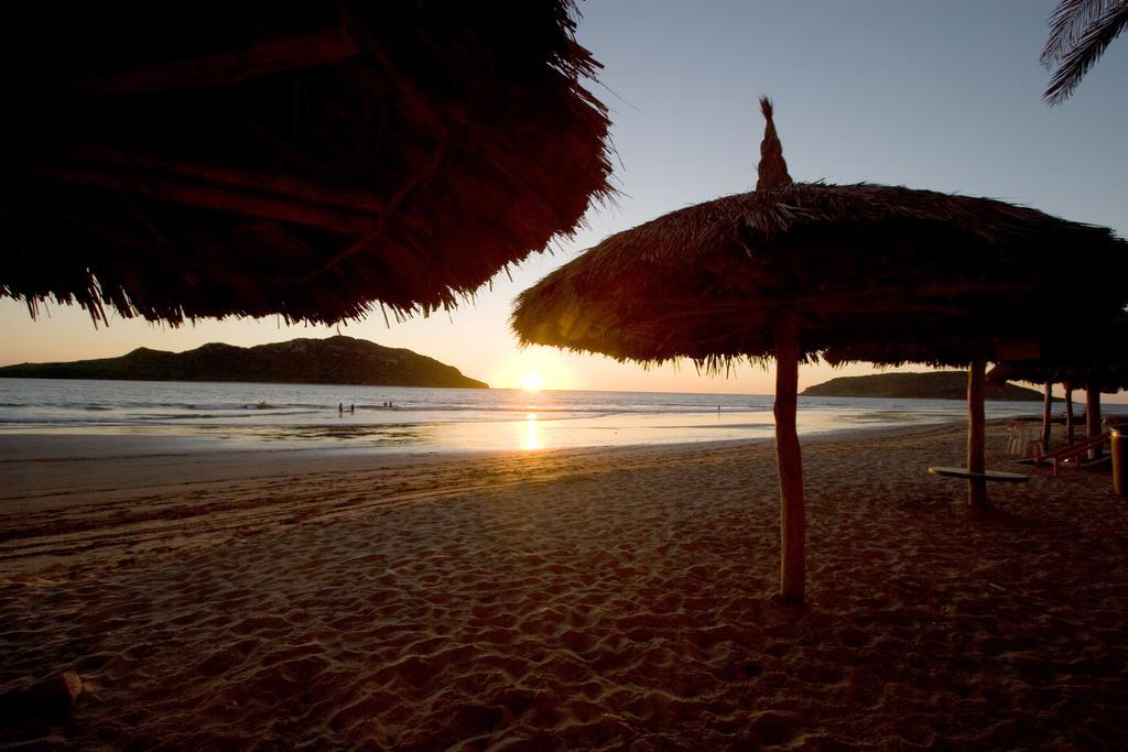 Las Flores Beach Resort Mazatlán Eksteriør billede